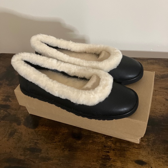 Ugg Zora Ballet Flat - Picture 4 of 4